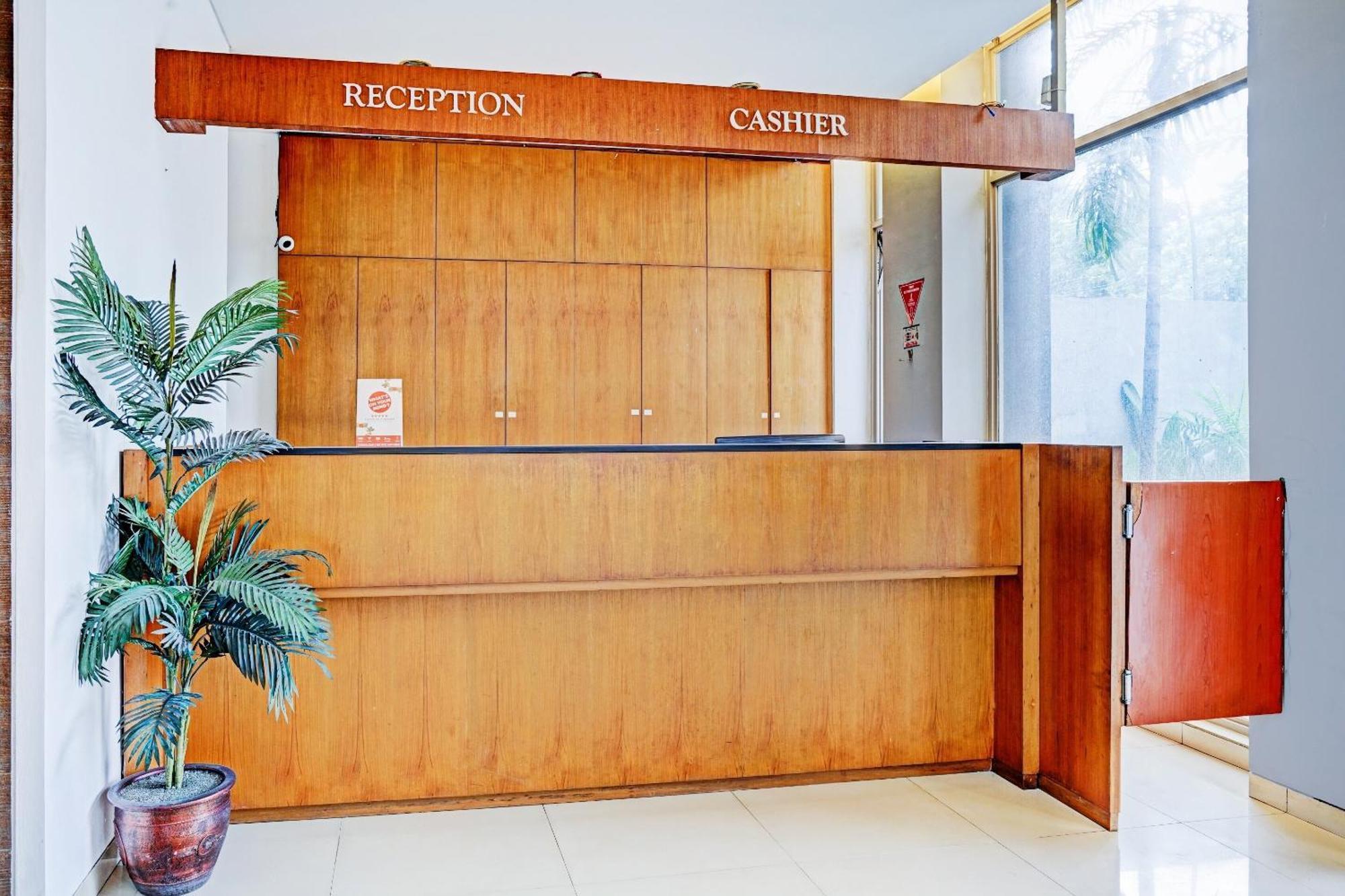 Collection O Riau Near Trans Studio Bandung Formerly Hotel Montameri Ngoại thất bức ảnh